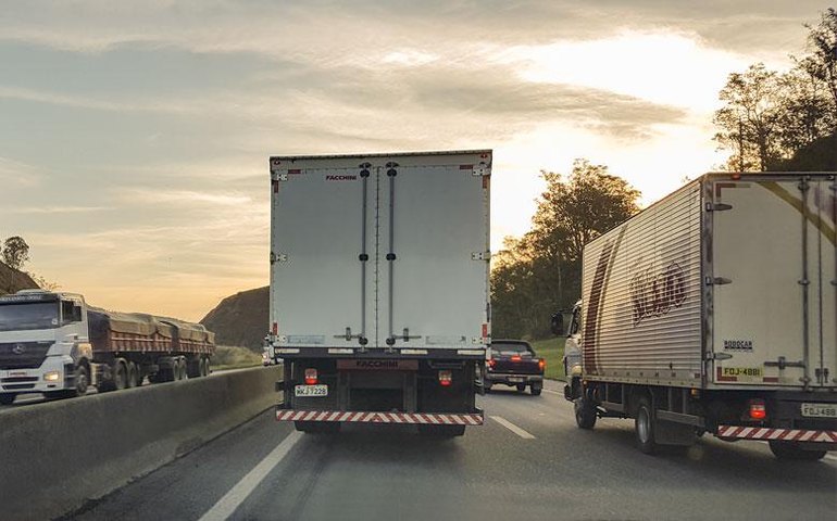 Governo estuda alívio em frete para caminhoneiros