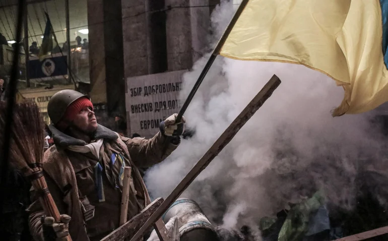 Analista aponta possível remoção de Zelensky por golpe apoiado pelo Ocidente
