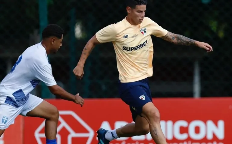 São Paulo faz jogo-treino de olho na Libertadores e testa James Rodríguez no meio