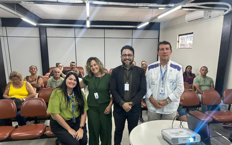 Vigilância Sanitária capacita vendedores de tapioca da orla de Maceió