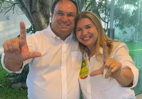 Barbosa ainda não ‘engoliu’ indicação de irmã de deputado como vice-prefeita da chapa e pode substituí-la