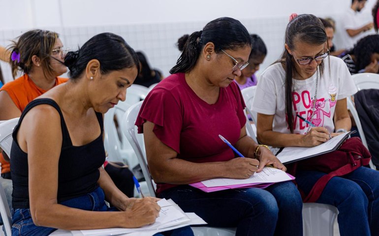 Prefeitura de Maceió amplia prazo para entrega de documentos do PSS da Educação