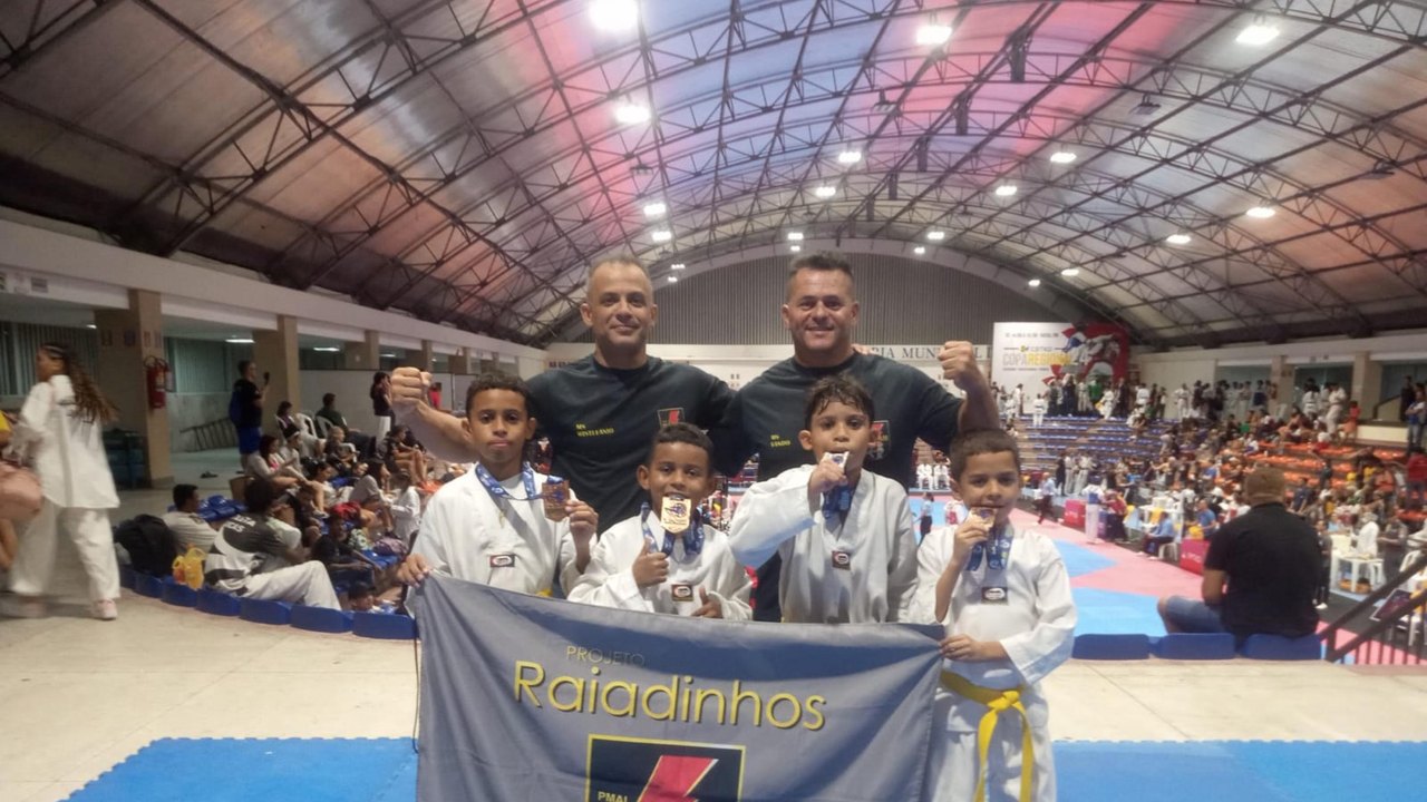 Crianças do Projeto Raiadinhos são medalhistas em campeonato de Taekwondo no Rio Grande do Norte