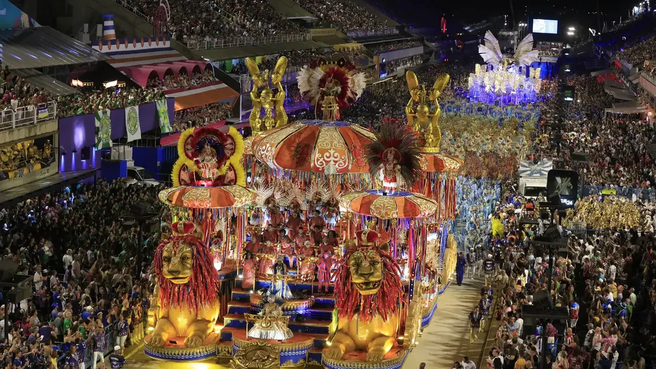 Maioria das escolas de samba do Rio terá enredos sobre negritude