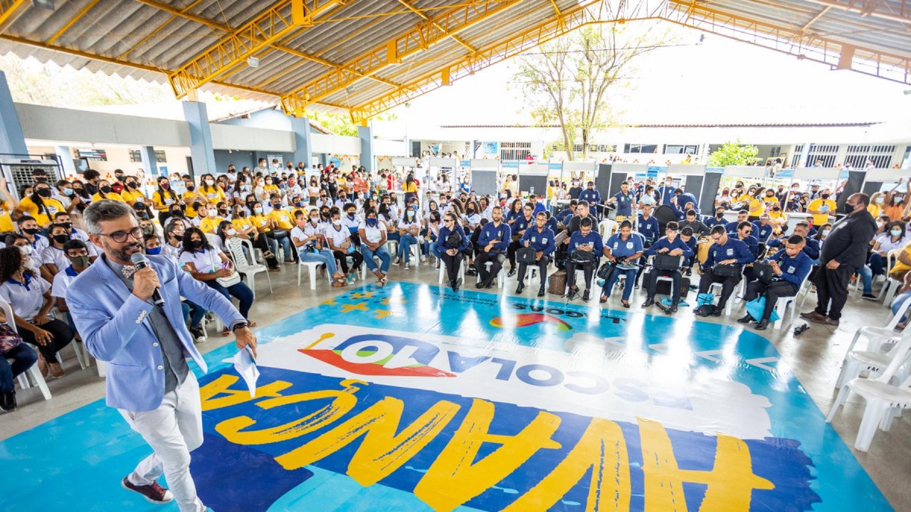 Escola 10: Caravana da Educação reúne comunidade escolar em trocas de experiência em AL