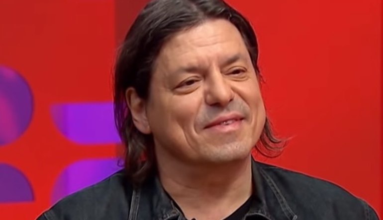 Produtor musical e músico Maurício Barros é o convidado do Dando a Real com Leandro Demori