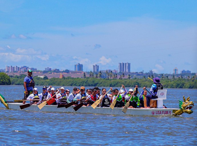 Policiais femininas celebram Dia da Mulher com manhã de lazer na Lagoa Mundaú