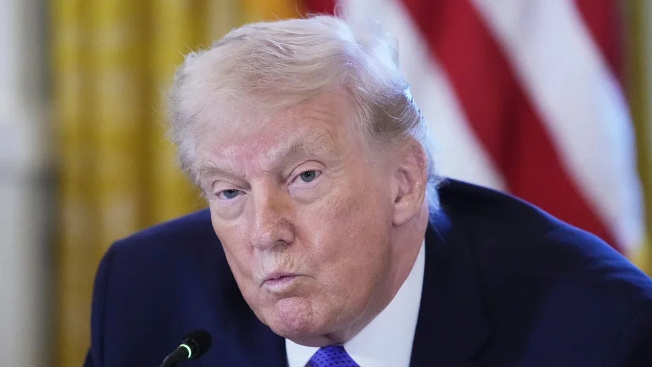 Com a deposição de Maduro, aliado de Cuba, Trump alerta Havana para que faça um 'acordo' antes que seja tarde demais.