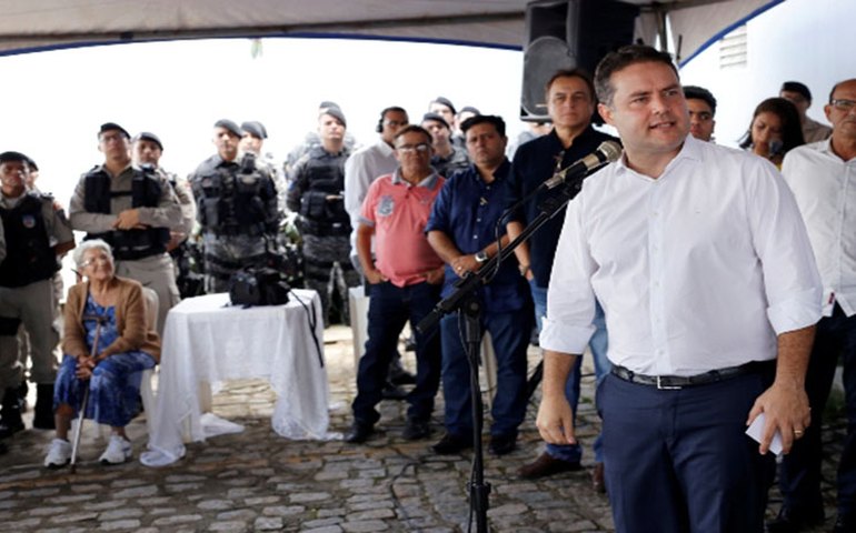 Governador destaca que fechamento da Casa de Custódia ‘é um marco para a Segurança Pública’