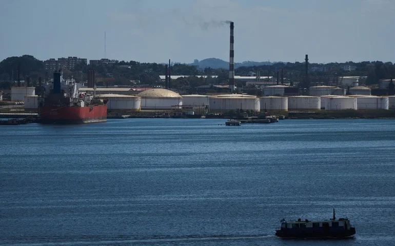 Autoridade do Departamento de Justiça analisa processos contra líderes cubanos enquanto Trump cogita uma 'aquisição amigável'