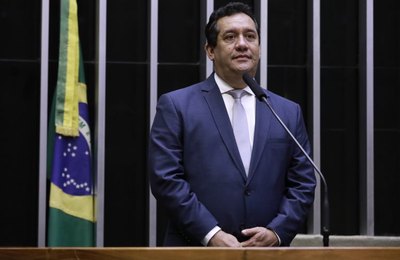 Severino Pessoa sai em defesa dos profissionais da enfermagem e quer aprovação do piso salarial nacional da categoria  