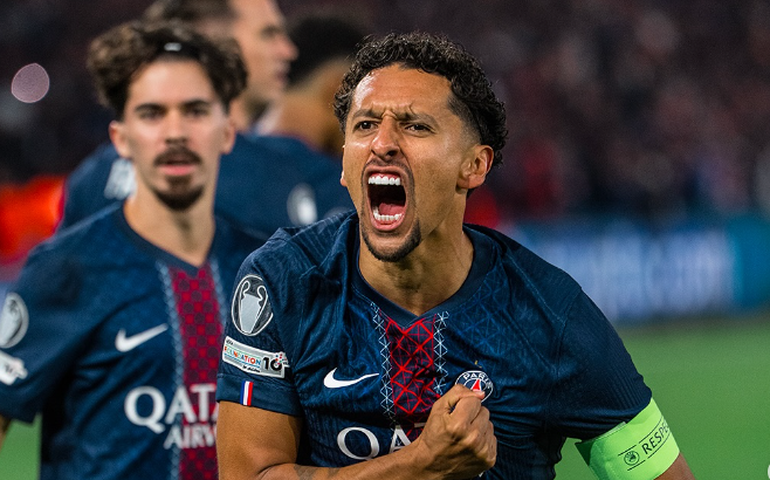 Marquinhos completa 12 anos da estreia no PSG com gol e campeão larga com goleada na Champions