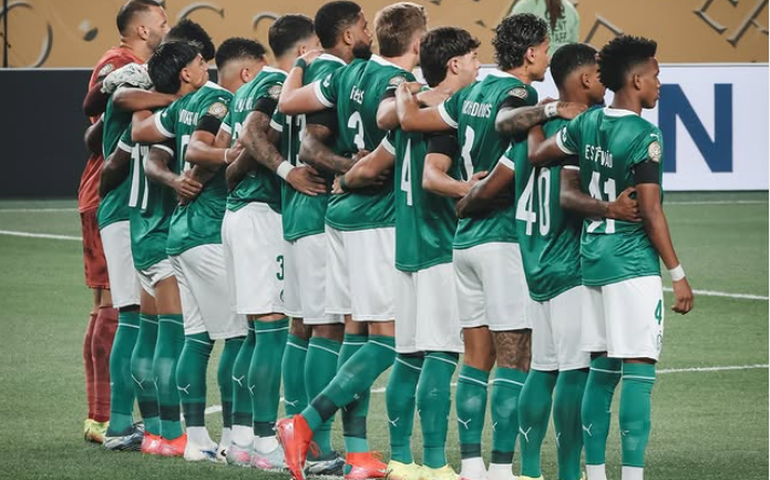 De folga no fim de semana, Palmeiras aprimora infiltração e posicionamento