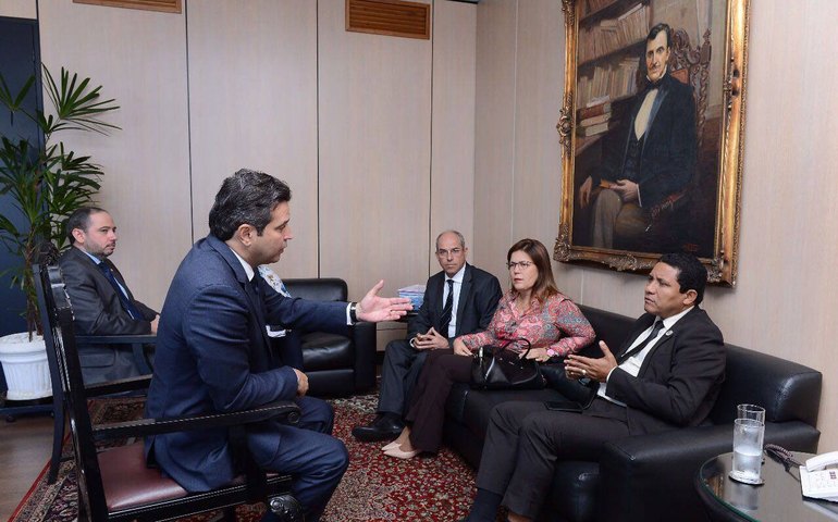 Maurício Quintella anuncia investimentos na infraestrutura de  Palmeira