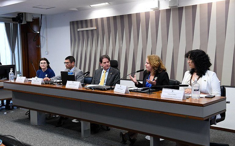 Debate aponta importância do hidrogênio verde para descarbonizar economia