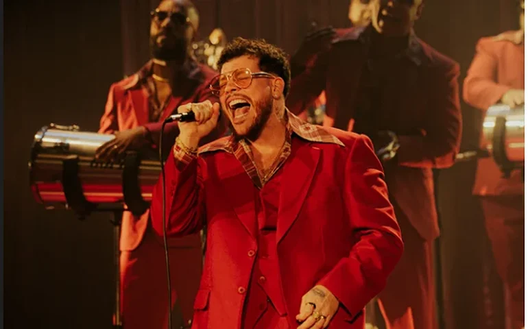 'Arrependidaço': Ferrugem mergulha na estética Soul dos anos 70 em novo single gravado no Municipal de Niterói