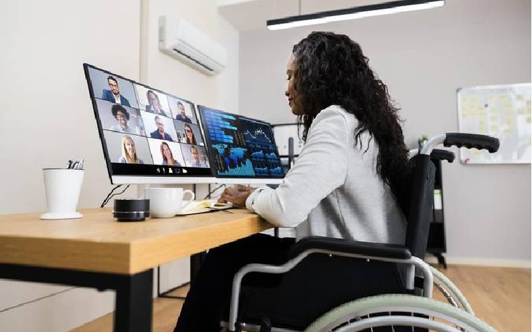 Senado analisa projeto que apoia pessoas com deficiência no mercado de trabalho