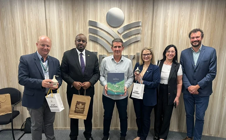 Governo do Estado apresenta para a Embaixada de Ruanda programas para o desenvolvimento agropecuário