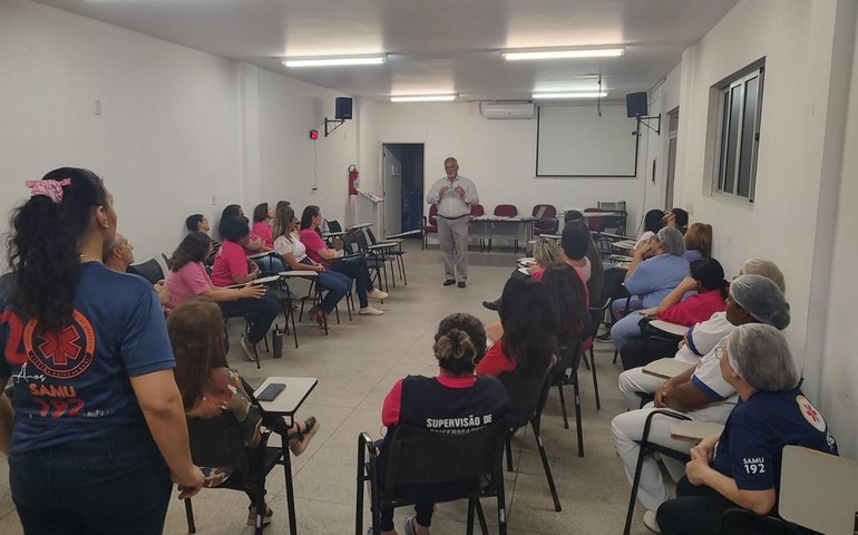Samu Alagoas realiza palestras para conscientizar servidores sobre a prevenção do câncer de mama