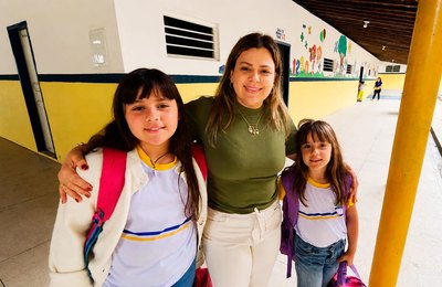 Dentista da família, gestora pública, empreendedora e mãe que acredita na educação municipal: conheça Samyra do Basto, pré-candidata a deputada federal