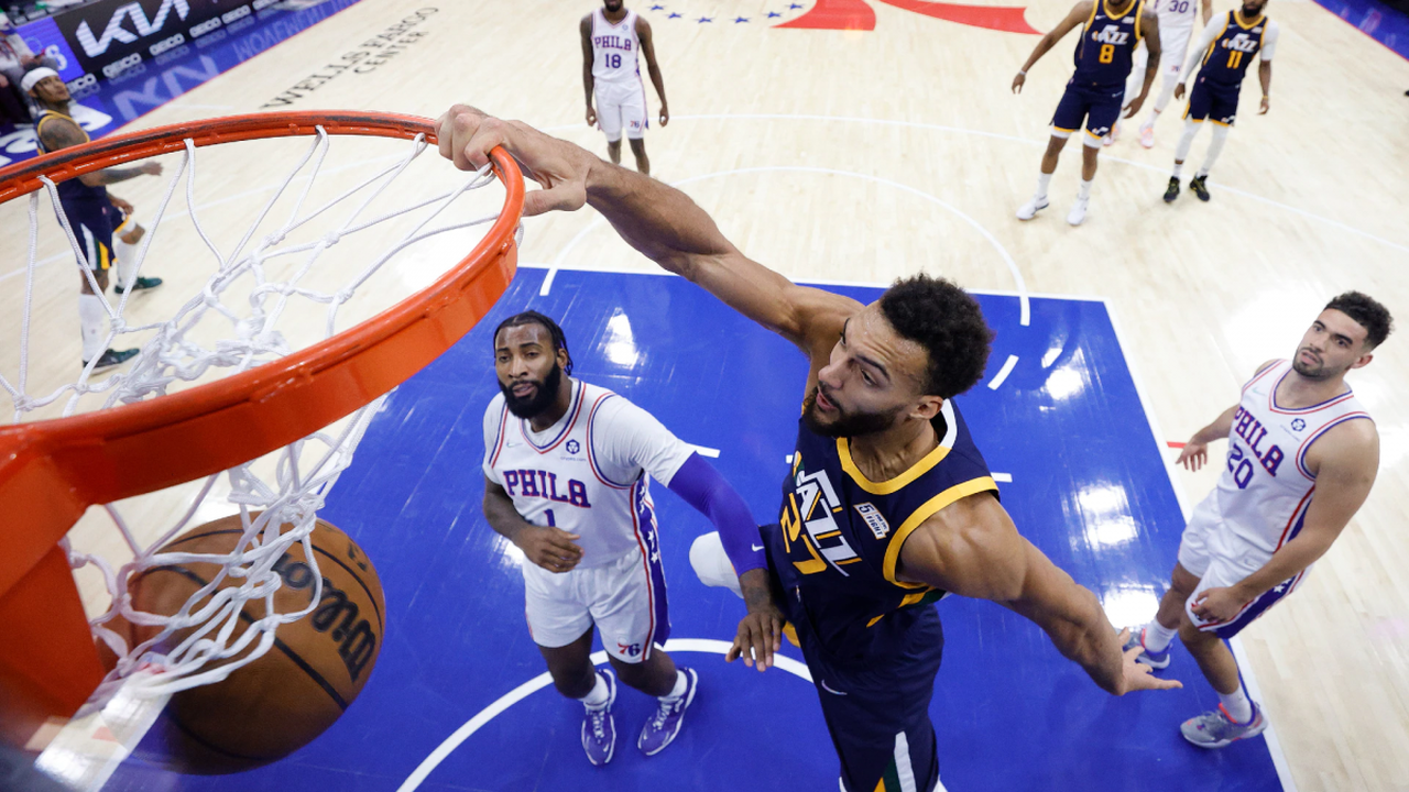 Embiid exibe performance histórica e Philadelphia 76ers bate Utah Jazz na NBA