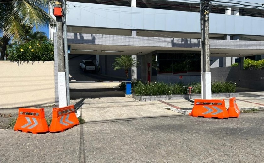 DMTT regulamenta uso de barreiras plásticas para coibir estacionamento irregular