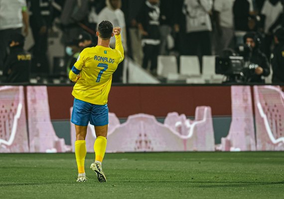 Veja projeção de quantos jogos Cristiano Ronaldo precisa para alcançar milésimo gol