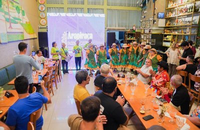 Secretaria de Cultura de Arapiraca reúne representantes de segmentos culturais para balanço de atividades e discutir novos projetos