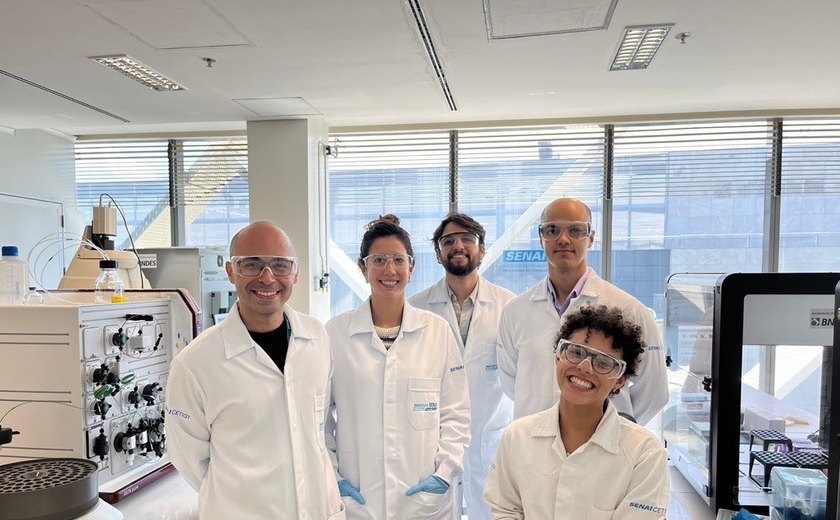 Plataforma de Biotecnologia do SENAI CETIQT Inova na Biossíntese de CBD