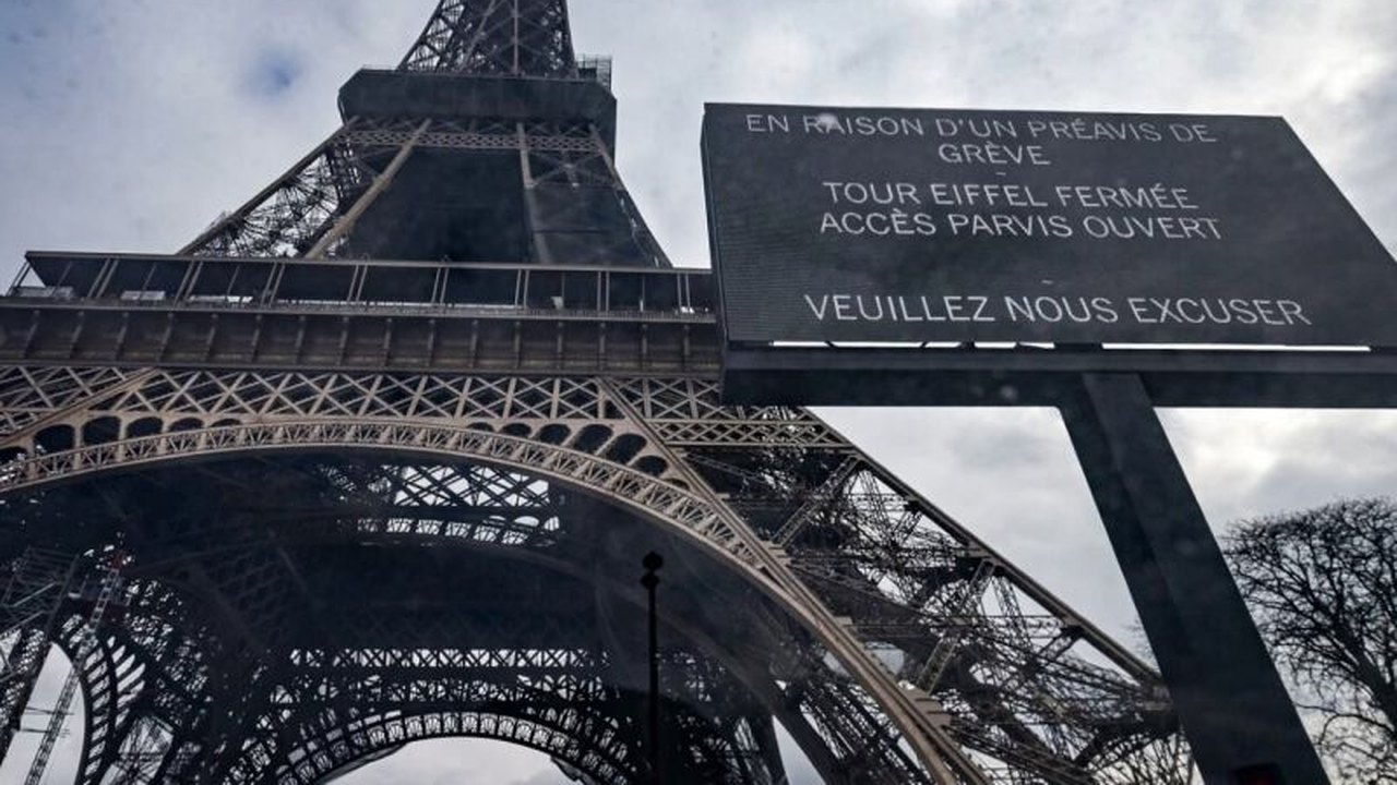Depois de 80 anos, atletas voltarão a fazer prova a nado de Paris que passa pelo Louvre e pela Torre Eiffel
