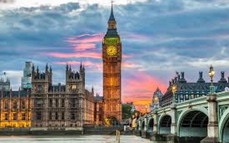 Briga pelo poder em uma Londres violenta