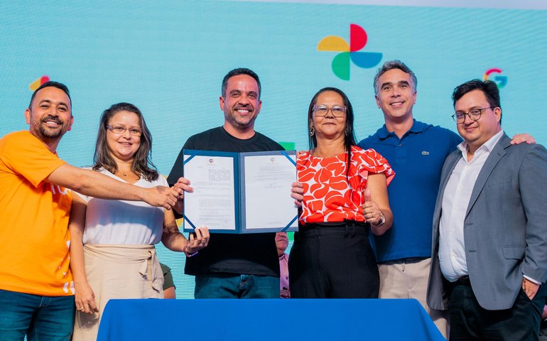 Paulo Dantas assina decreto que isenta ICMS sobre o diesel de embarcações pesqueiras