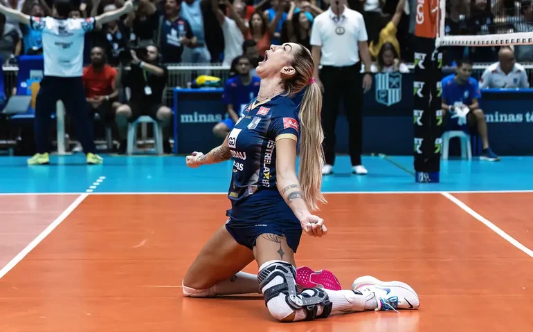 Praia Clube e Minas são finalistas da Superliga Feminina de Vôlei