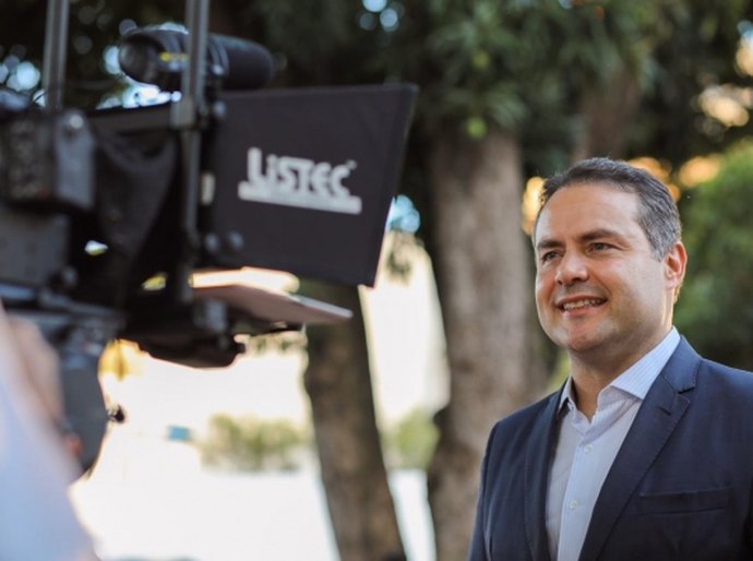 Governador anuncia para 13 de dezembro antecipação do pagamento do 13º