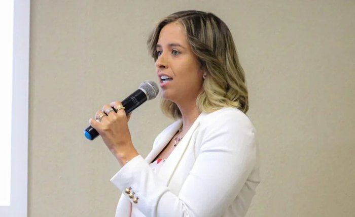 Camyla Brasil, vice-prefeita de Atalaia
