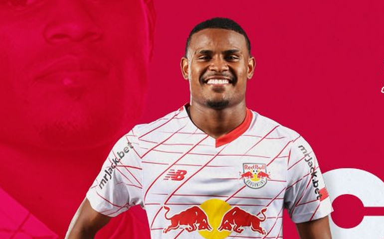 São Paulo confirma transferência do lateral Nathan Mendes ao Red Bull Bragantino