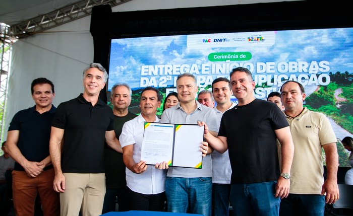 Governo de Alagoas e Ministério dos Transportes entregam novo trecho duplicado da BR-101 Governo de Alagoas e Ministério dos Transportes entregam novo trecho duplicado da BR-101