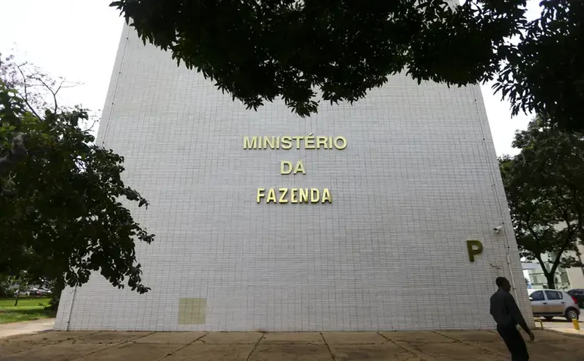 Propina de R$ 1 bi a fiscal leva Fazenda a endurecer regras de ressarcimento do ICMS-ST