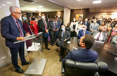 Com quase 30 anos de magistratura, Ivan Brito assume o cargo de desembargador