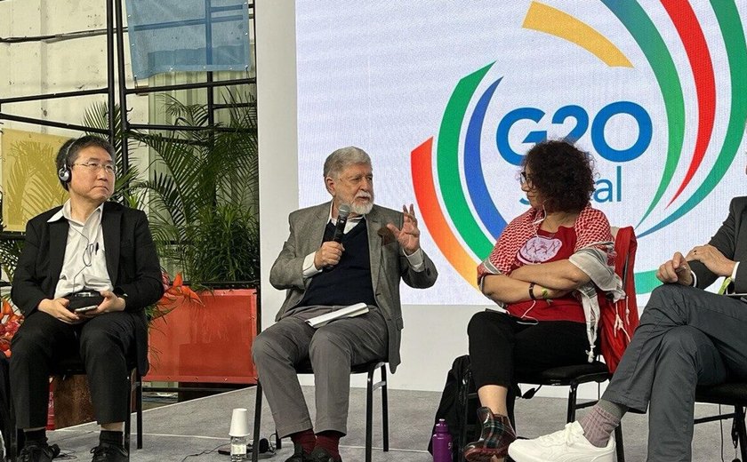 'É uma revolução', diz Amorim no G20 Social sobre ascensão da multipolaridade