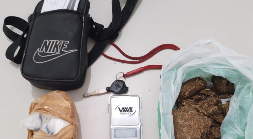 Motoboy é preso por transportar drogas para entrega na Grande Aracaju