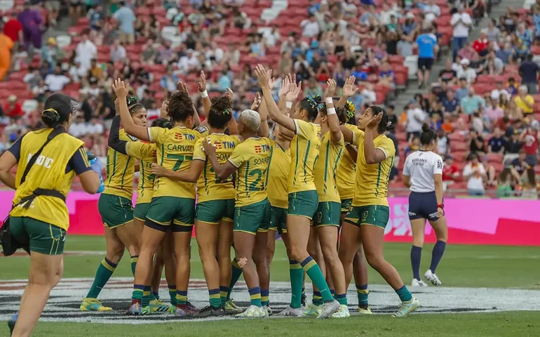 Seleção feminina de rugby inicia circuito mundial com nono lugar