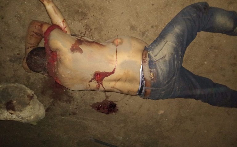 Fazendeiro e filho são baleados em assalto na divisa de Palmeira