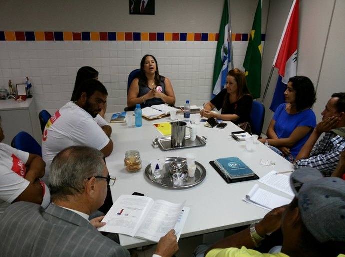 Reunião discute direitos da população em situação de rua em Maceió