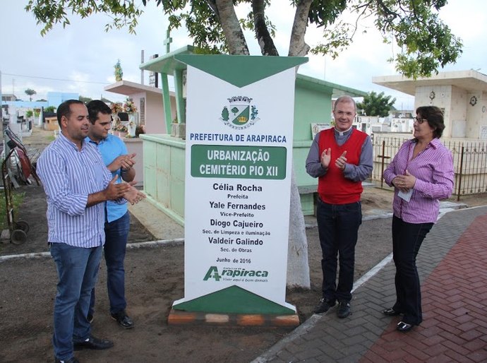Célia Rocha entrega urbanização do Cemitério Pio XII