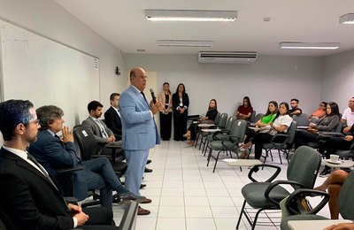 Oficiais de justiça de Alagoas passam por capacitação na Esmal