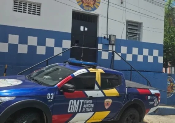 Guarda Municipal captura suspeito de assassinar mulher na frente dos filhos em Traipu