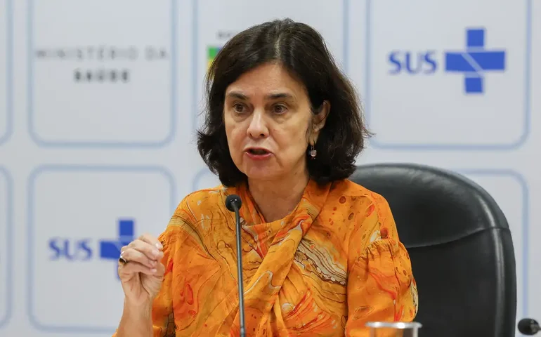 Brasil adota esquema de dose única para vacina contra HPV