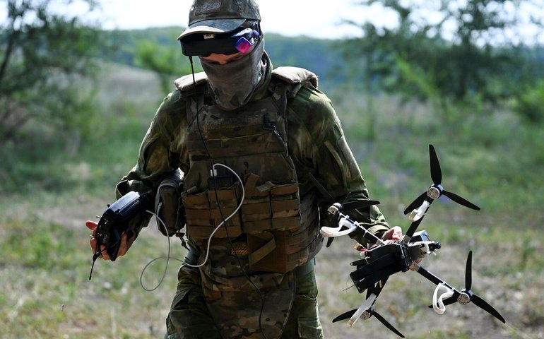 Drone russo ultrapassa defesas e elimina centro de controle ucraniano, diz militar russo