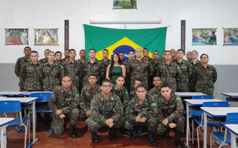 Secretaria de Saúde de Penedo capacita jovens do Tiro de Guerra sobre primeiros socorros